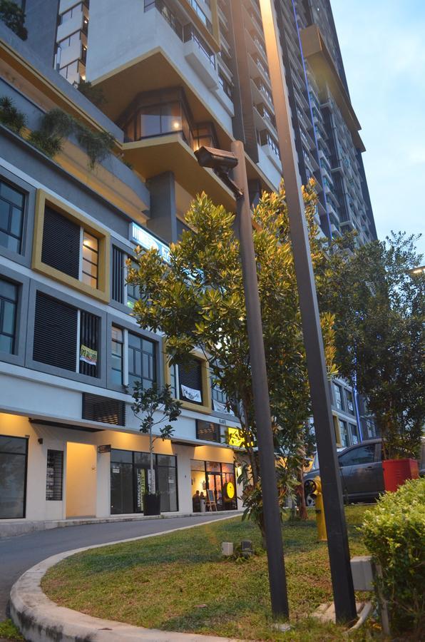 Casa Rv Homestay Mkh Boulevard Kajang Exterior foto